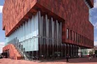 Het Museum aan de Stroom (foto: Bart van Hoek)