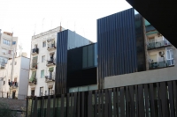 Bibliotheek met ouderencentrum in Barcelona