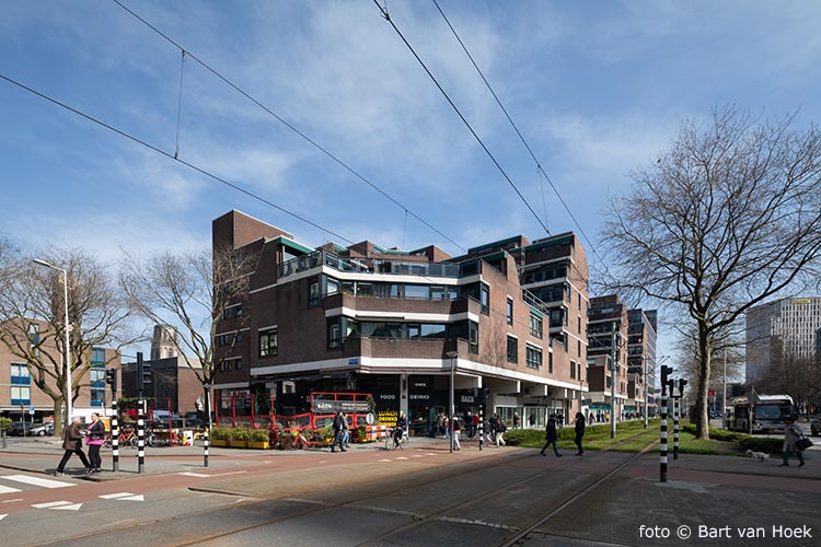 Woongebouw met 150 woningen, Rotterdam, Van